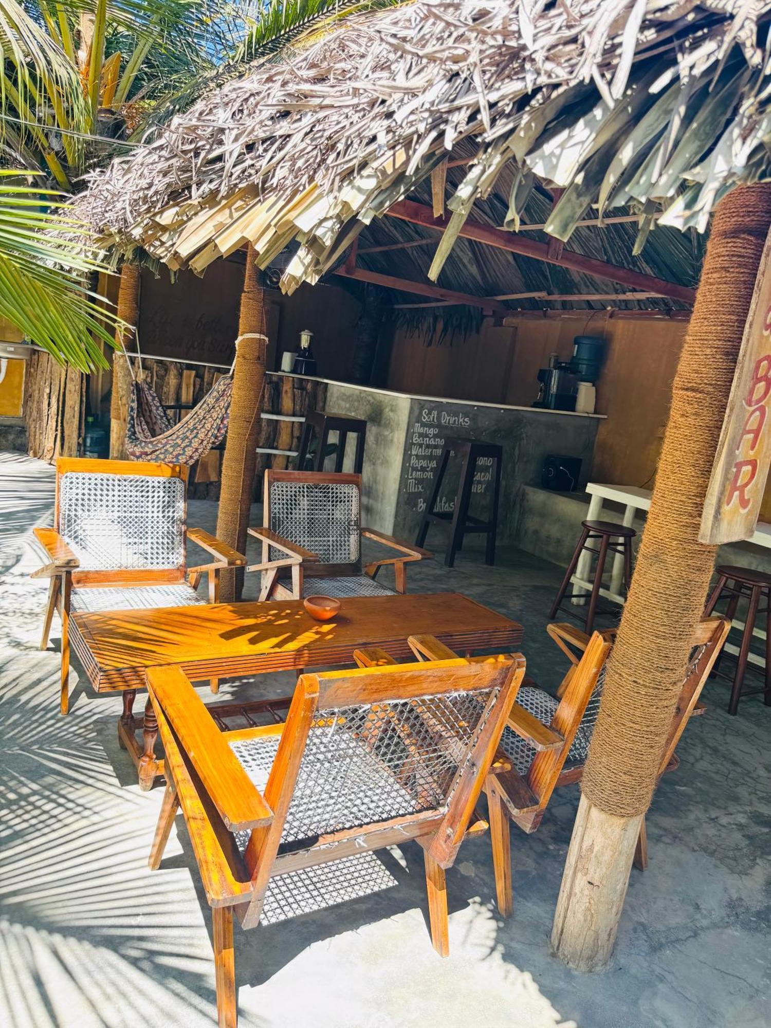 Dreamy Hostel Arugambay Arugam Bay Exteriör bild